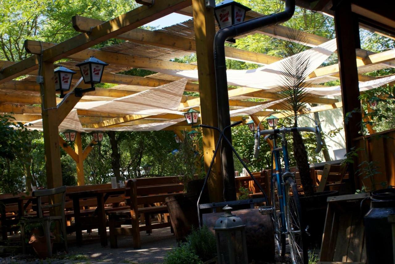 Donaupark Camping Tulln 图尔恩 外观 照片