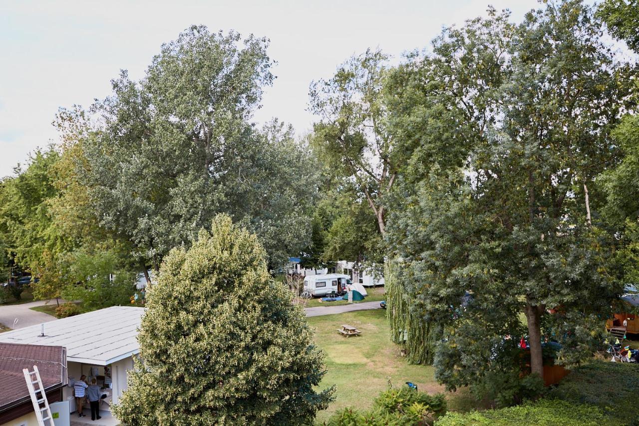 Donaupark Camping Tulln 图尔恩 外观 照片